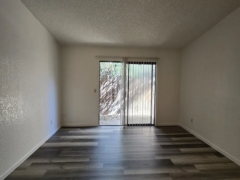5217 E Liberty Ave #104 — Photo 15