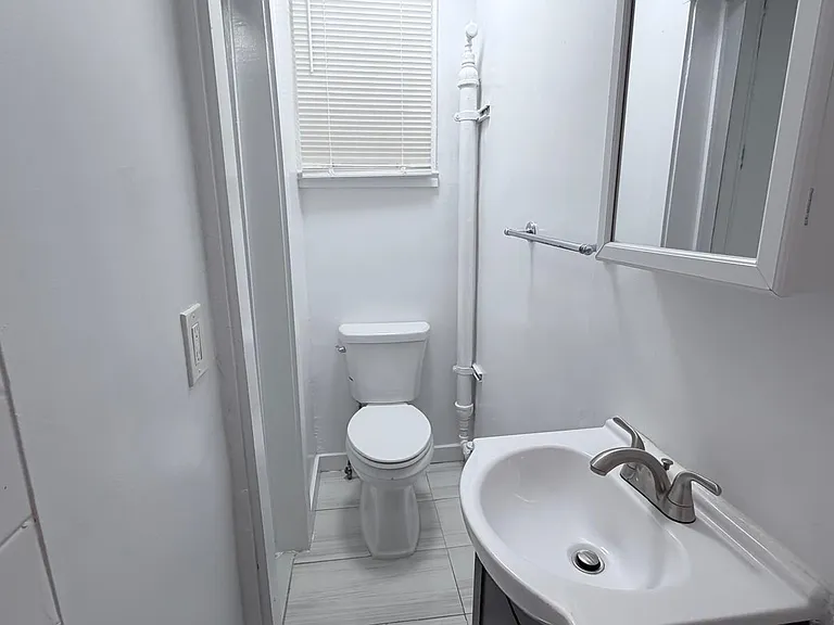 164 Sterling Ave #D162 — Photo 6