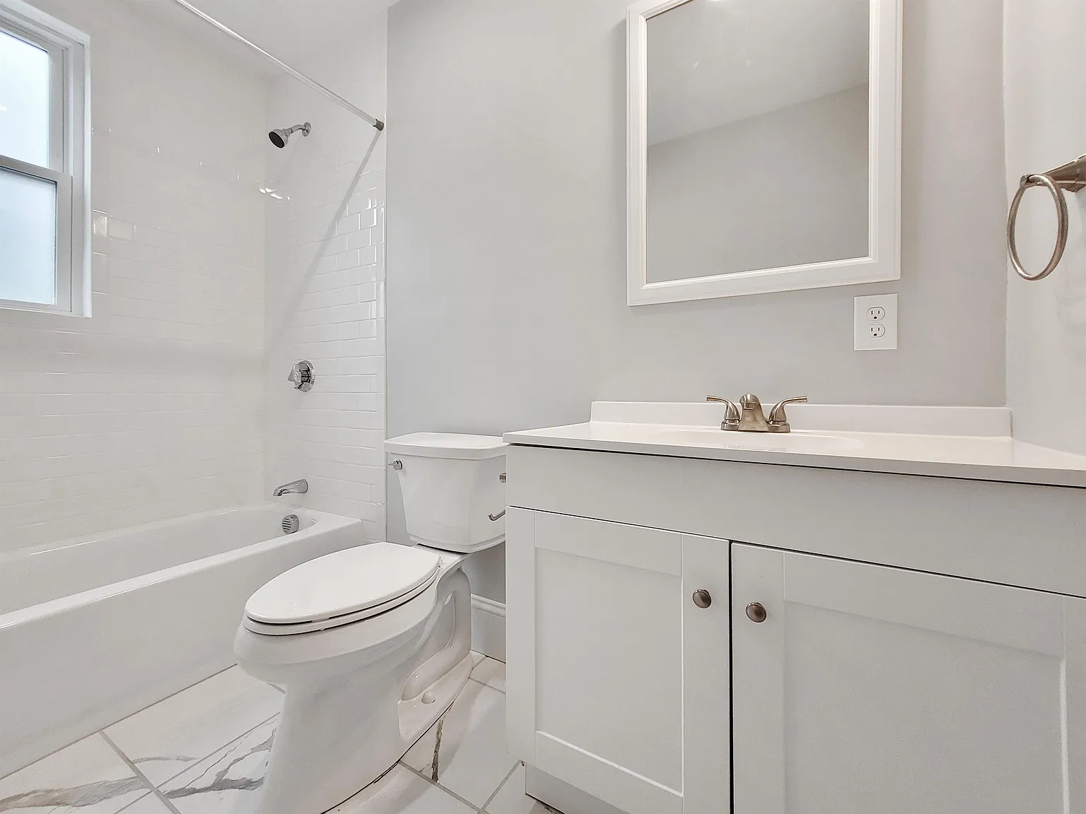 3 bed, 1160 sqft, $2,495 — Photo 1