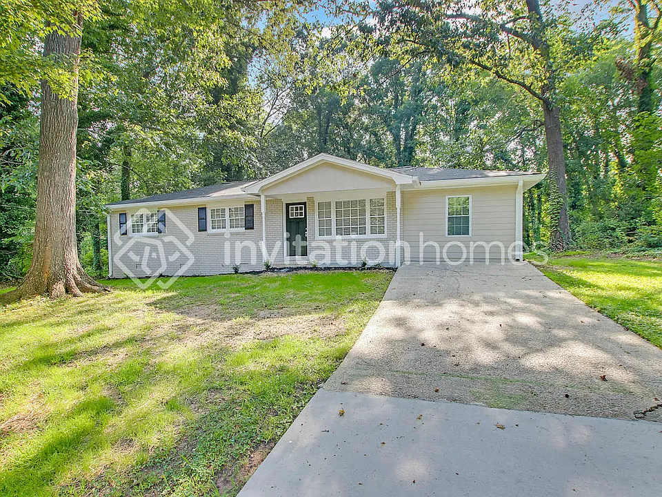 7110 Carolyn Cir