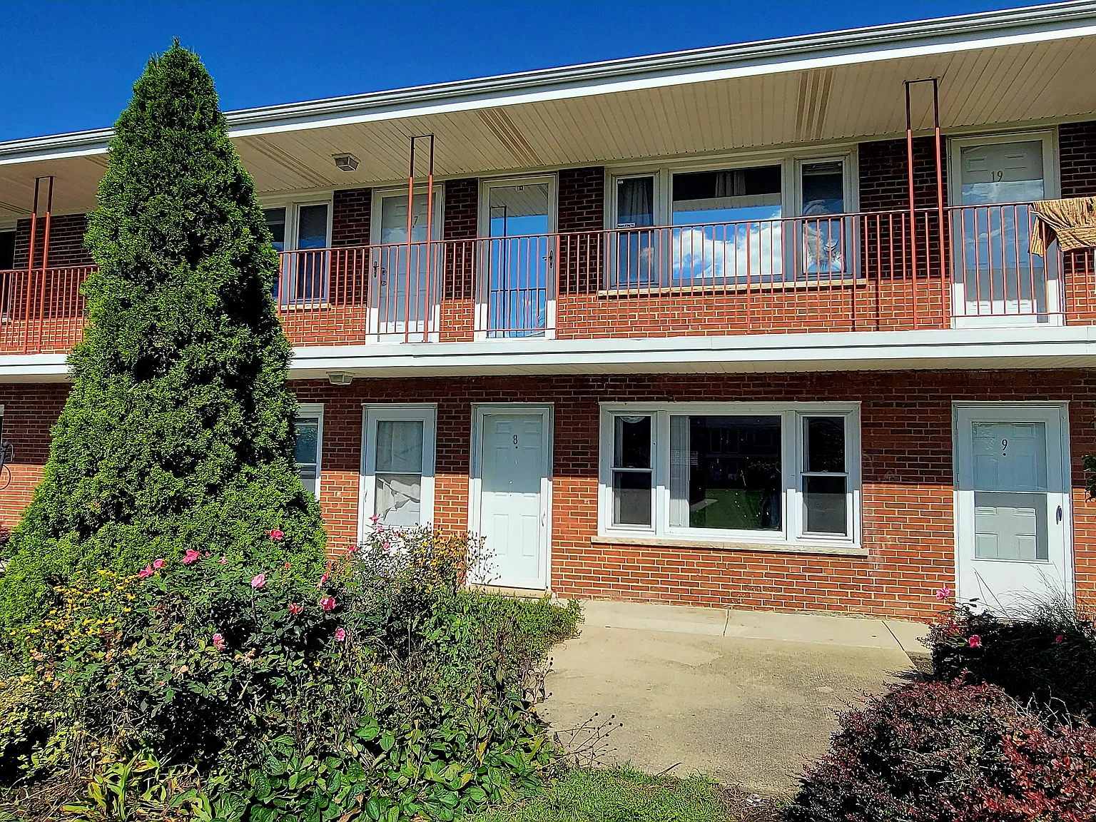 1 bed, $1,400 — Photo 1