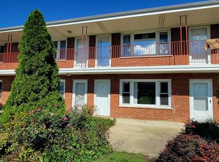 1105 Holiday Ln APT 8, Des Plaines, IL 60016