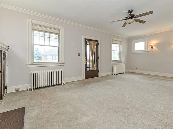4th image of 430 Glenwood Dr