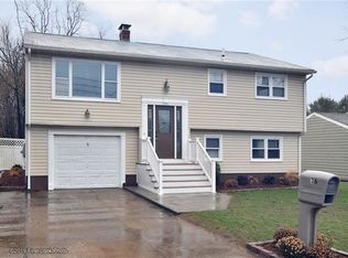36 Noxon St, West Warwick, RI 02893