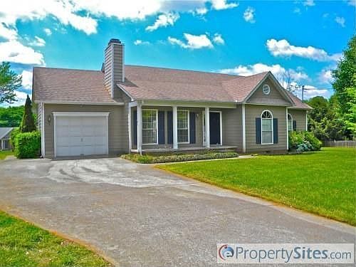 1st image of 8804 Shoreham Blvd