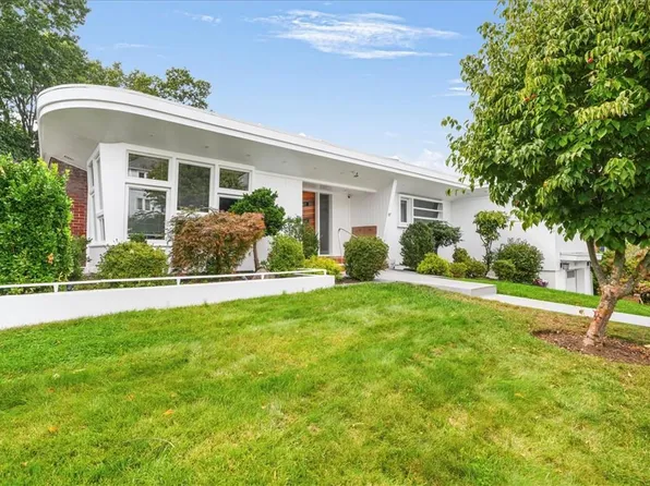 57 Park Ridge Avenue, New Rochelle, NY 10805