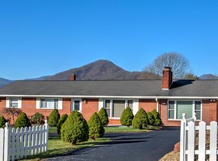 38 Gilbert Rd, Leicester, NC 28748