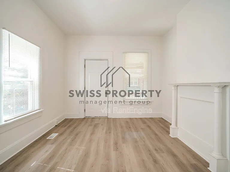 950 McAllister Ave — Photo 2