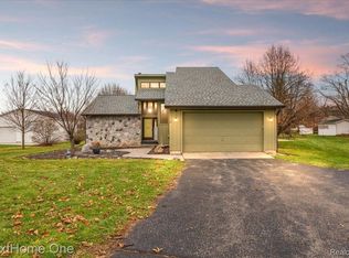 3349 Hunt Rd, Adrian, MI 49221