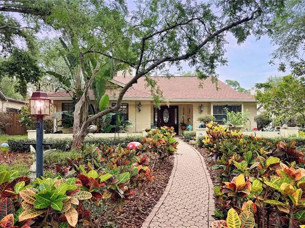 538 Oleander Way S, Saint Petersburg, FL 33707