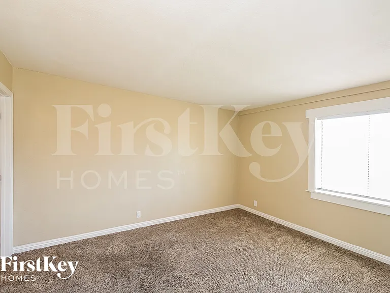 5119 Margo Dr — Photo 6