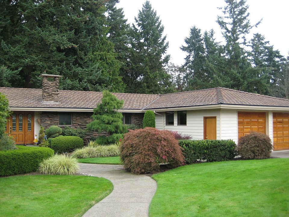 Beautiful curb appeal