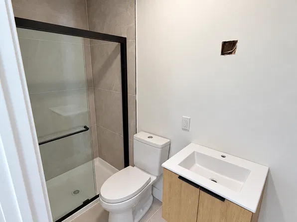 332 Lombard St APT 1R, Philadelphia, PA 19147