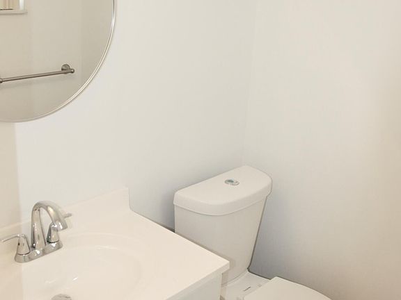 5th image of 1418 Collins Avenue #303