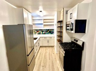 1113 Coal Ave SW, Albuquerque, NM 87102