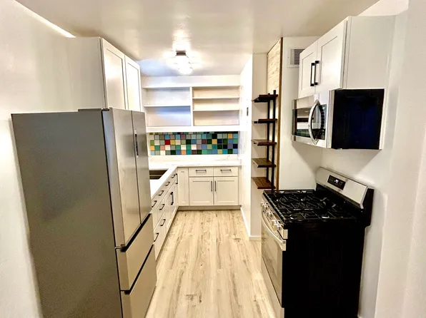 1113 Coal Ave SW, Albuquerque, NM 87102