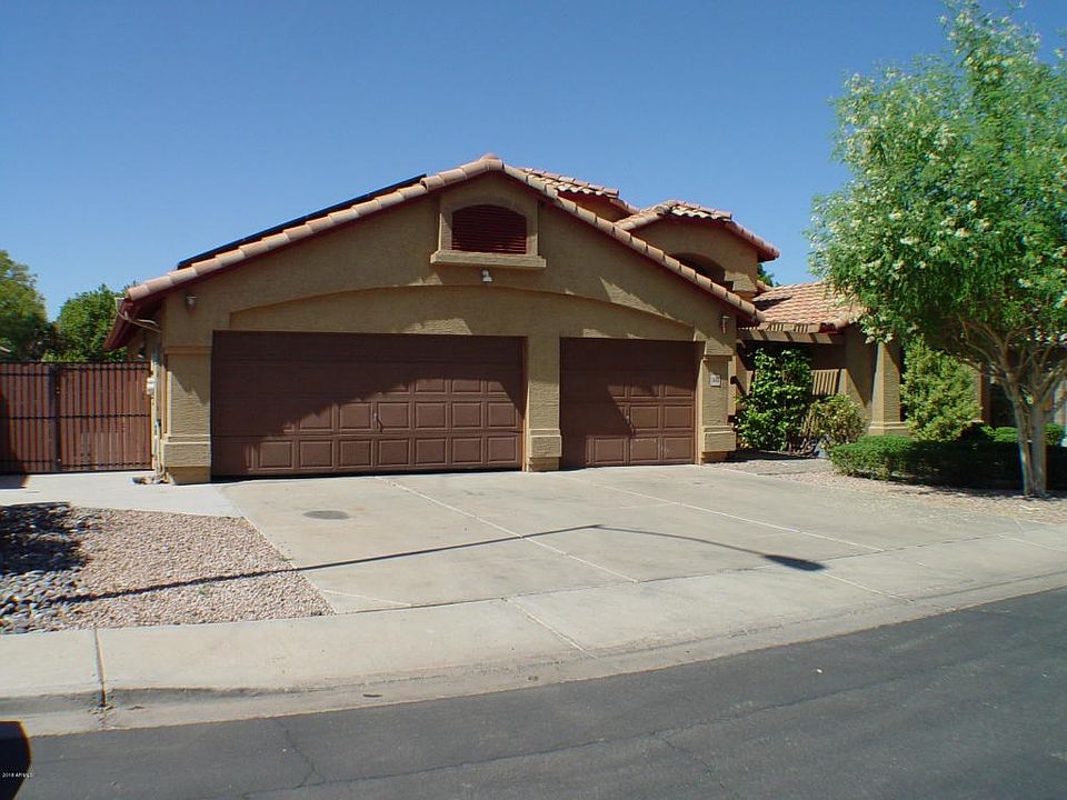 Front of home view 1