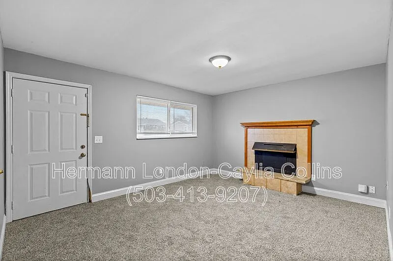 4 bed, 1.0 bath, 843 sqft, $1,360 — Photo 4