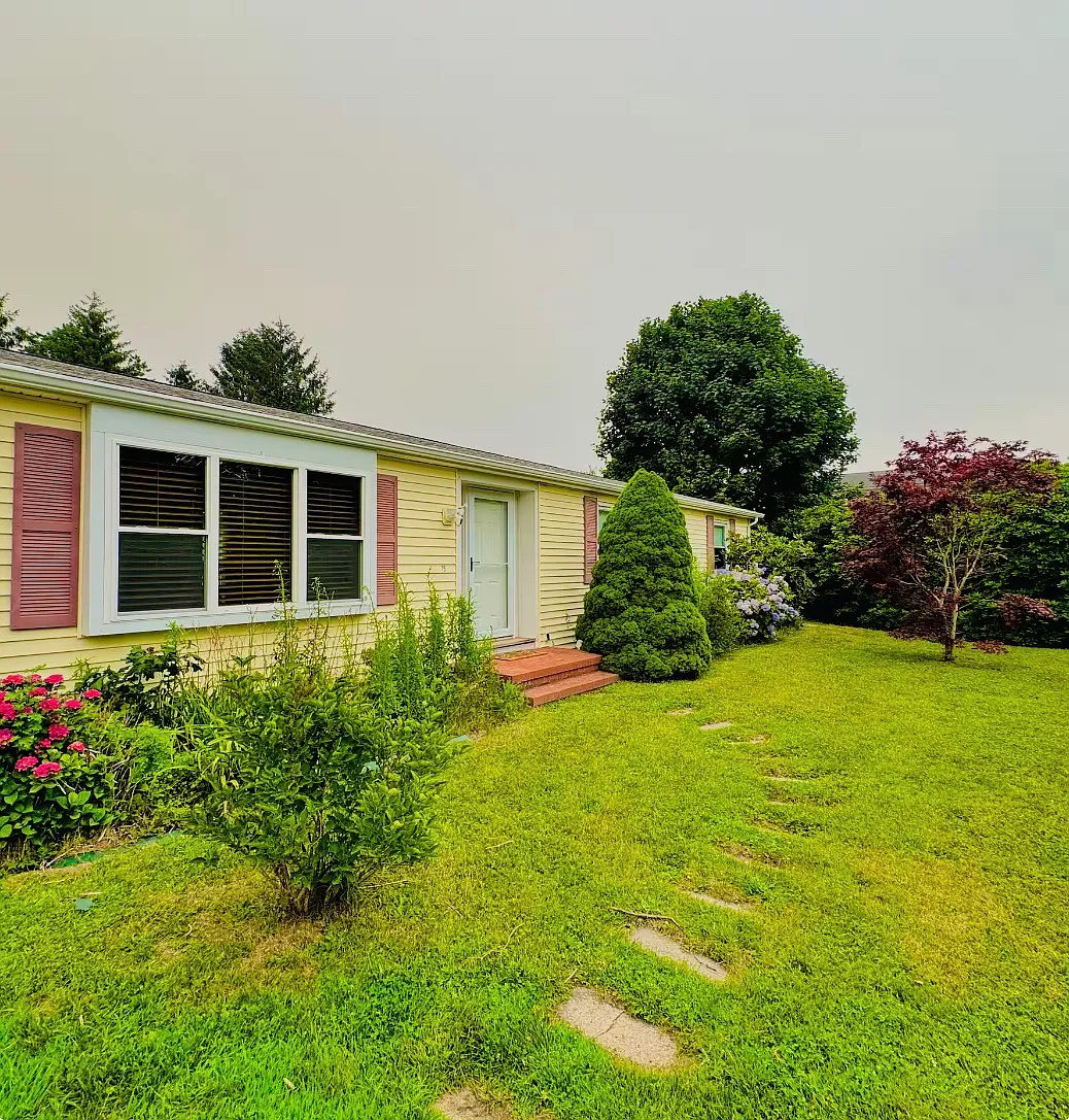 3 bed, 1191 sqft, $2,850 — Photo 2