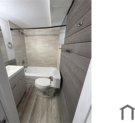 4521 Parkwood Ave #2 — Photo 4