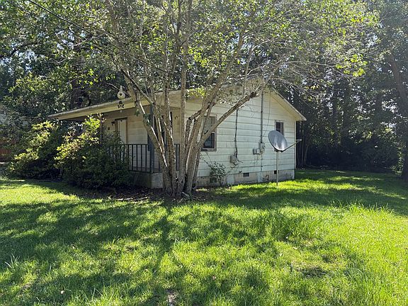 3rd image of 287 Timbers Dr