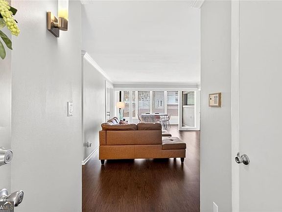 3rd image of 346 Carpenter Dr NE #48