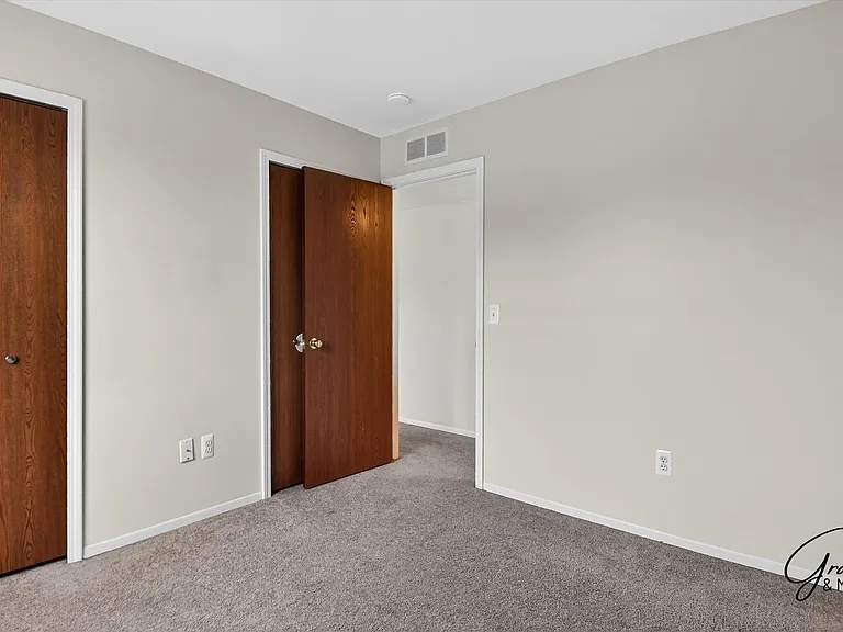 15834 N Franklin Dr — Photo 16