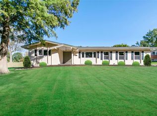 40 Club Grounds North Dr, Florissant, MO 63033