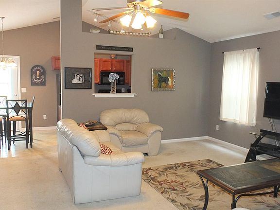 3rd image of 3049 Caddis Ln