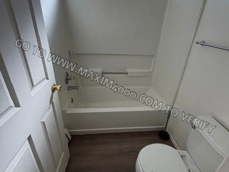 483 David Ct — Photo 5