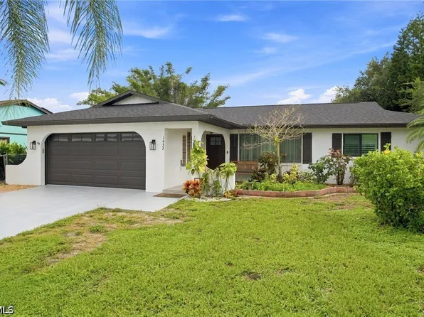 1432 SE 11th St, Cape Coral, FL 33990