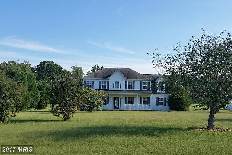 Level lot just down the road from the River!!