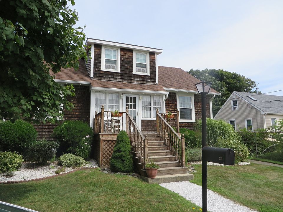 25 Renfrew Ave, Middletown, RI 02842 Zillow