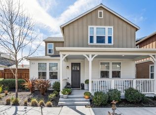 12 Cottage Ln, Novato, CA 94949