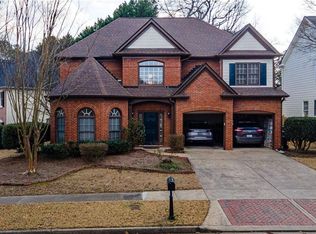 916 Bishops Xing, Norcross, GA 30071