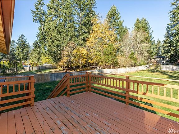 Enjoy your large deck !