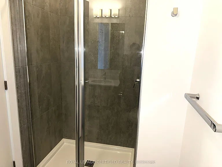 7439 Kingston Rd #1116 — Photo 22