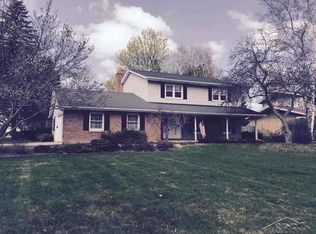 526 Stoneham Rd, Saginaw, MI 48638