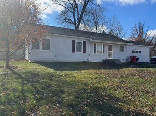 1709 W William St, Champaign, IL 61821