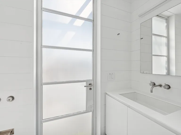 627 Sagaponack Rd — Photo 30
