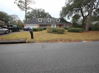8825 Burning Tree Rd, Pensacola, FL 32514