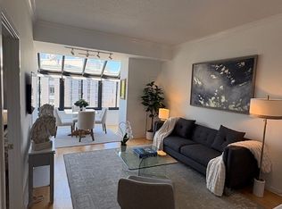 2111 Wisconsin Ave NW APT 718, Washington, DC 20007