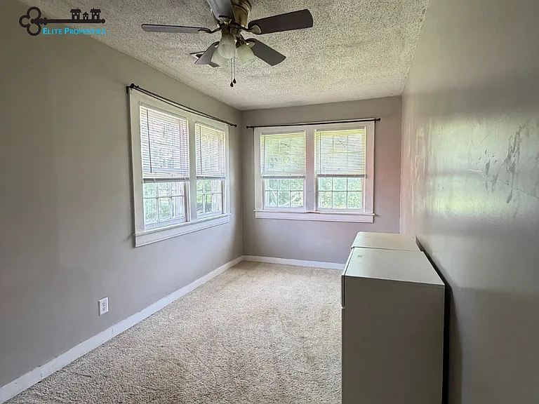 141 Jasper St — Photo 9