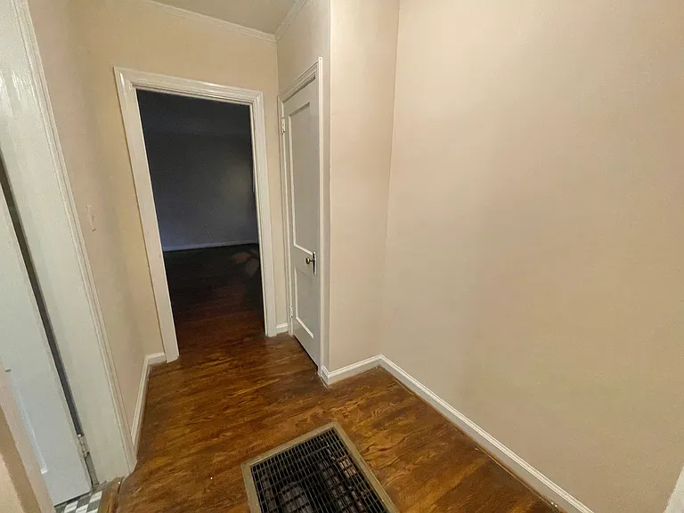 912 Oxmoor Rd #3 — Photo 48