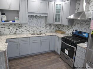 348 Clayton Rd, Schenectady, NY 12304