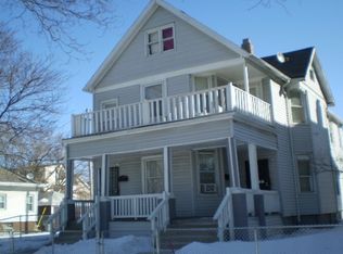 3007 N 29th St, Milwaukee, WI 53210