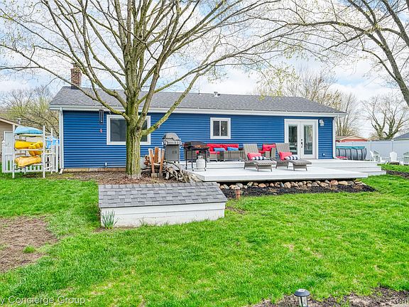 4th image of 10866 Colony Rd
