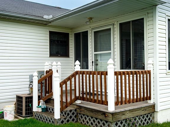 4th image of 2025 Michelle Dr
