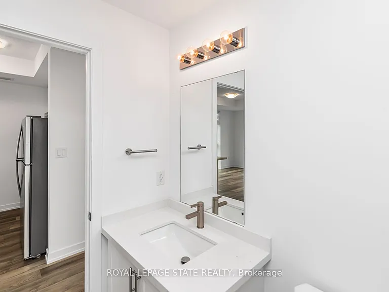 470 Dundas St E #1009 — Photo 34