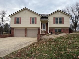 843 Hobbs Ln, Coxs Creek, KY 40013